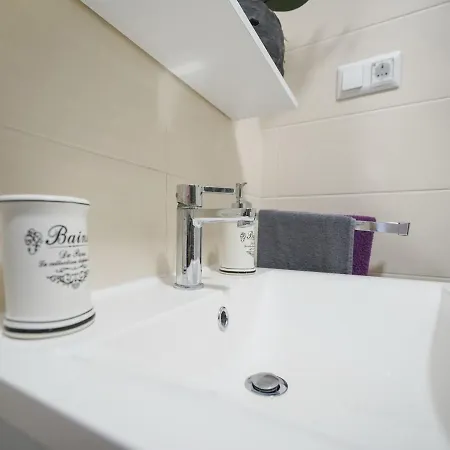 Toni Apartment