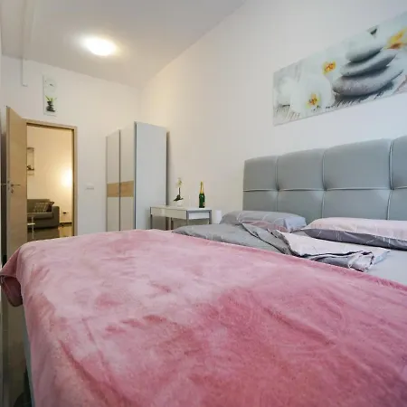 Apartment Toni *